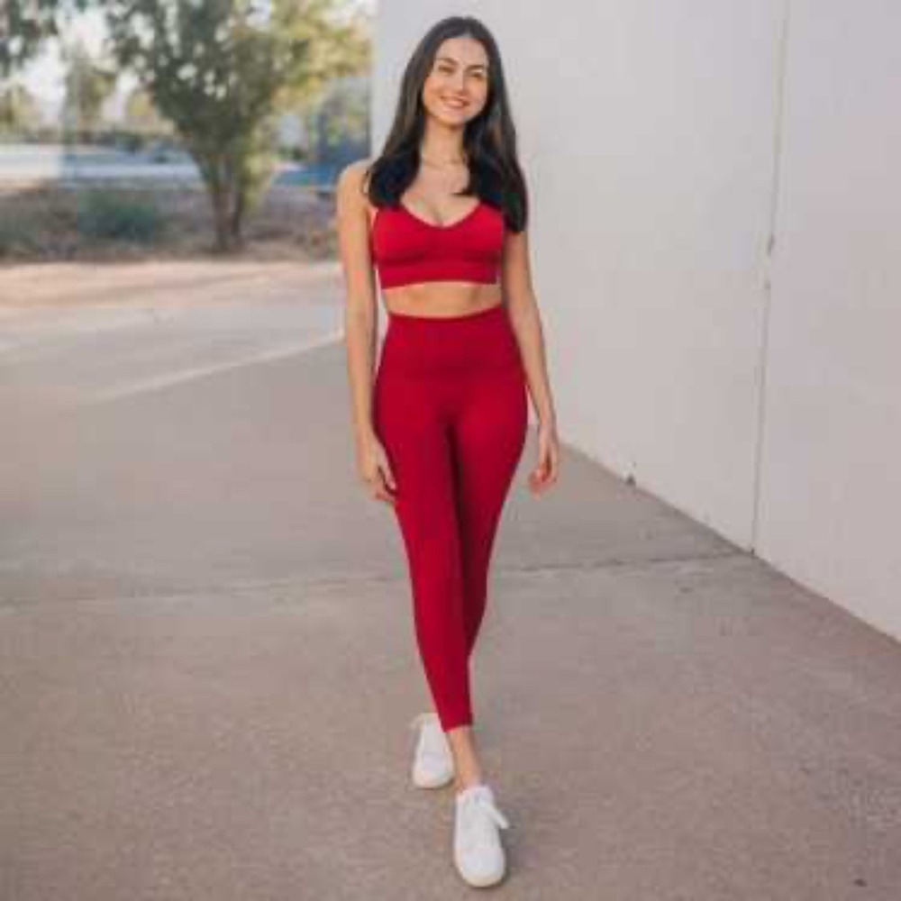 XS Senita Cherry Seamless 7/8 leggings and bra